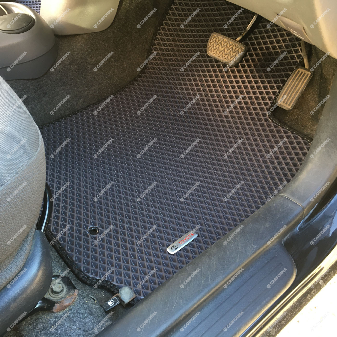 Ворсовые коврики на Toyota Vitz I 1998&nbsp;-&nbsp;2005 в Тюмени