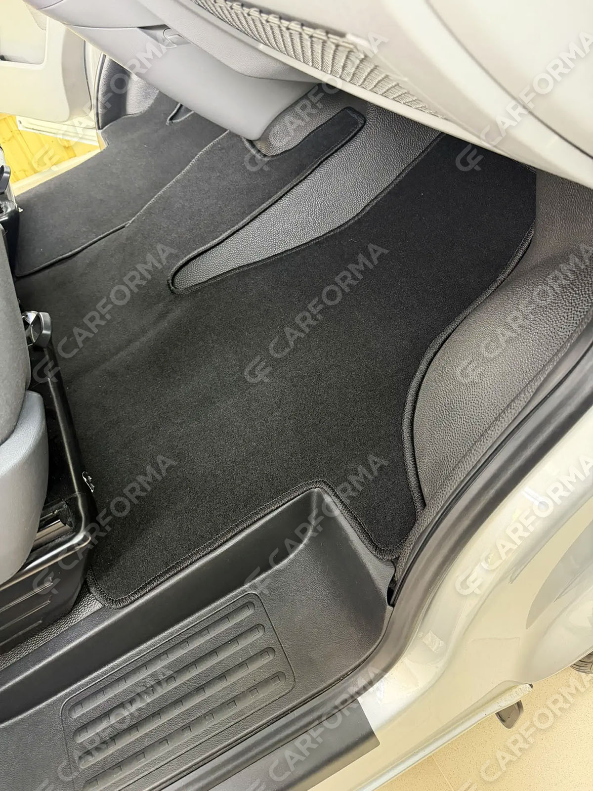 Коврики на Volkswagen Transporter (T5) 2003&nbsp;-&nbsp;2015 в Тюмени