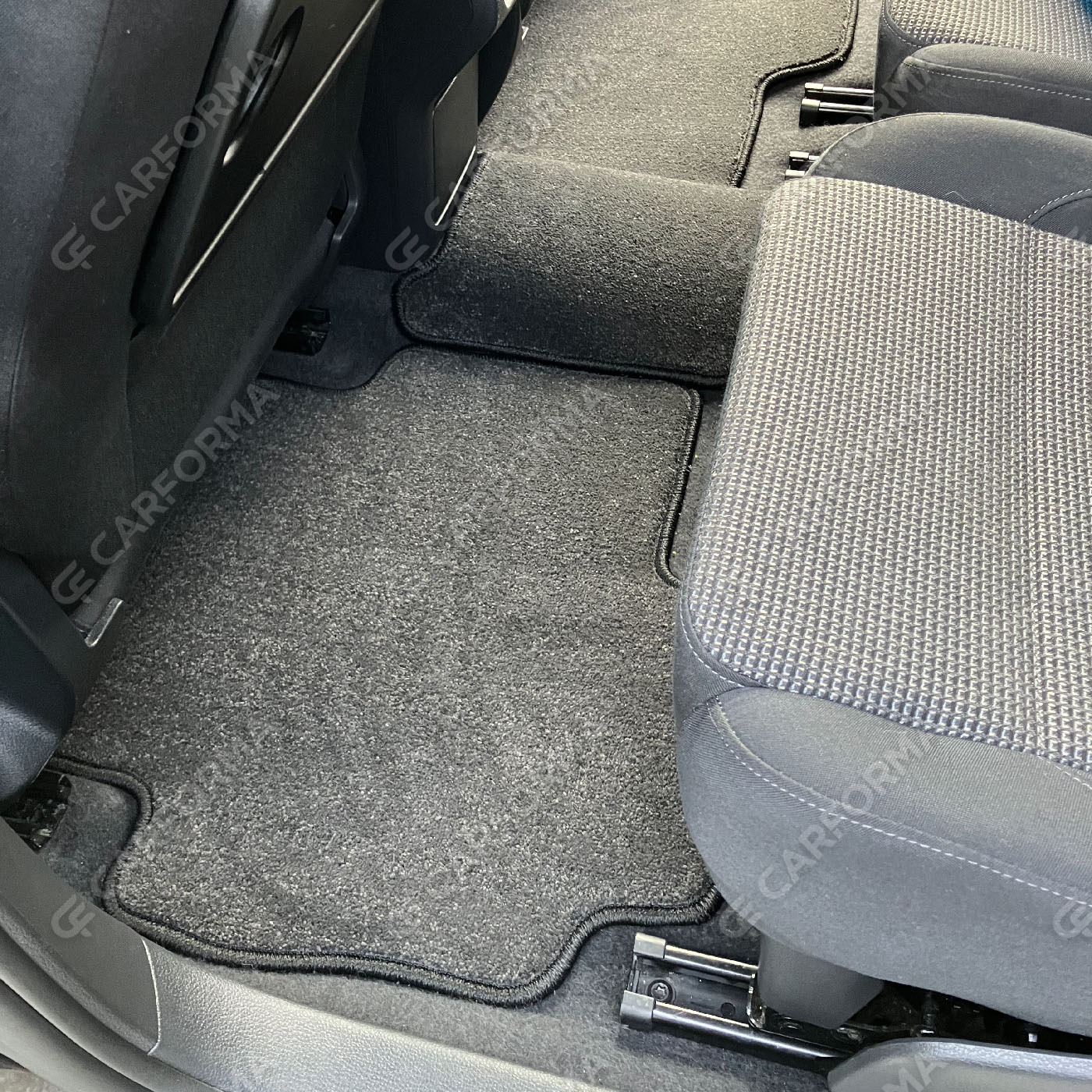 Коврики на Seat Alhambra II 2010&nbsp;-&nbsp;2020 в Тюмени