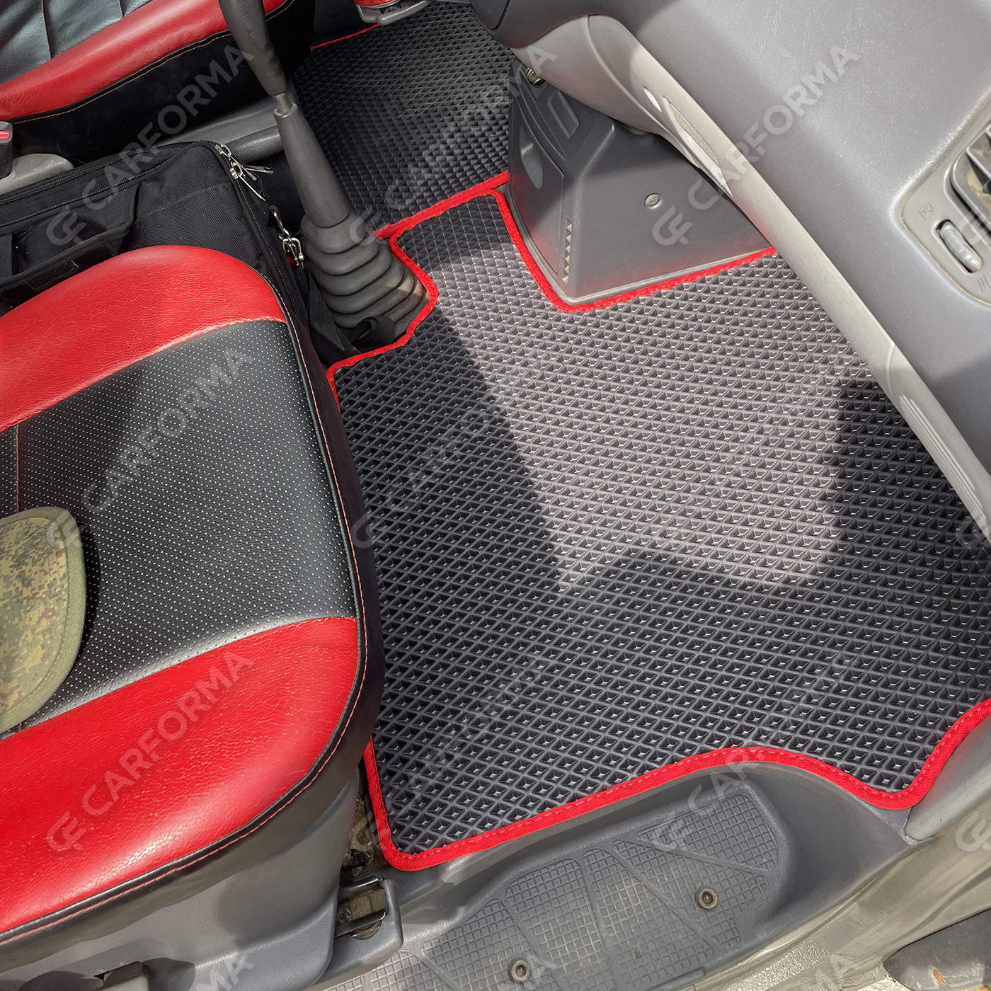 Ворсовые коврики на Mitsubishi Space Gear 1994&nbsp;-&nbsp;2007 в Тюмени