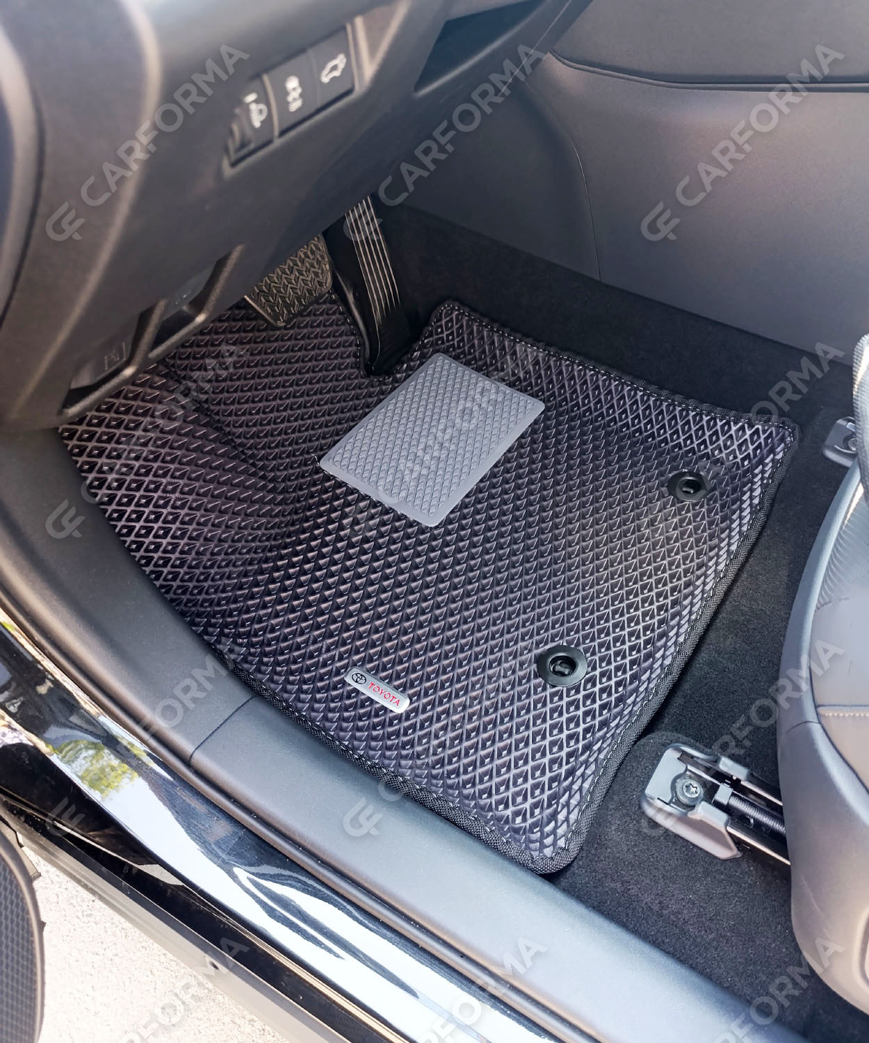 Водительские  коврики  Toyota Wildlander II 2025&nbsp;-&nbsp;2026 в Тюмени