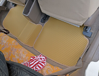 Ворсовые коврики на Toyota Corolla II (L50) 1994 - 1999 в Тюмени Ворсовые коврики на Toyota Corolla II (L50) 1994 - 1999 в Тюмени