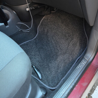 Ворсовые коврики на Ford Focus I 1998 - 2005 в Тюмени Ворсовые коврики на Ford Focus I 1998 - 2005 в Тюмени