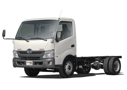 Коврики на Hino 300 I широкая кабина 1999 - 2011 в Тюмени