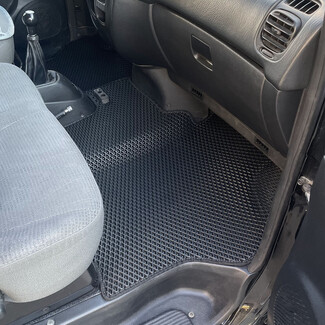 Коврики на Hyundai Starex 1996&nbsp;-&nbsp;2007 в Тюмени