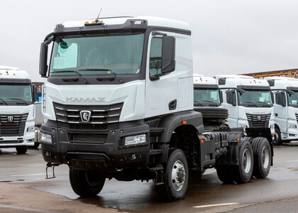 Коврики на КамАЗ К5 узкая кабина 6595 2024 - 2025 в Тюмени Коврики на КамАЗ К5 узкая кабина 6595 2024 - 2025 в Тюмени