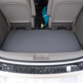 Коврики на KIA Carnival III 9 мест и 11 мест 2014 - 2021 в Тюмени Коврики на KIA Carnival III 9 мест и 11 мест 2014 - 2021 в Тюмени