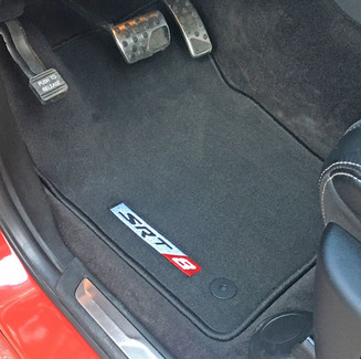 Коврики на Jeep Grand Cherokee (WK2) 2010 - 2022 в Тюмени