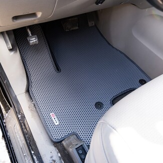 EVA коврики на KIA Carnival III 7 мест 2014 - 2021 в Тюмени EVA коврики на KIA Carnival III 7 мест 2014 - 2021 в Тюмени