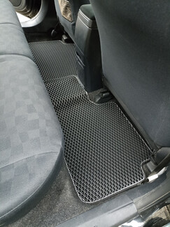 Ворсовые коврики на Toyota Corolla Fielder (E14) 2006&nbsp;-&nbsp;2012 в Тюмени