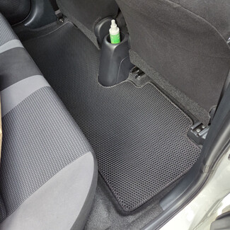 Коврики на Toyota Yaris L 2013 - 2026 в Тюмени Коврики на Toyota Yaris L 2013 - 2026 в Тюмени
