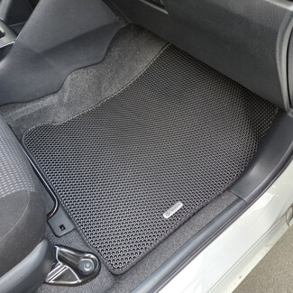 Коврики на Toyota Yaris L 2013 - 2026 в Тюмени Коврики на Toyota Yaris L 2013 - 2026 в Тюмени