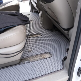 Коврики на KIA Carnival III 9 мест и 11 мест 2014 - 2021 в Тюмени Коврики на KIA Carnival III 9 мест и 11 мест 2014 - 2021 в Тюмени