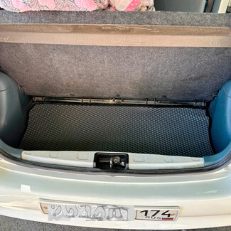 Коврики на Toyota Vitz I 1998 - 2005 в Тюмени Коврики на Toyota Vitz I 1998 - 2005 в Тюмени